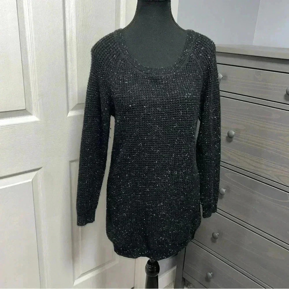 Aritzia - Talula  Sweater - Picture 1 of 5